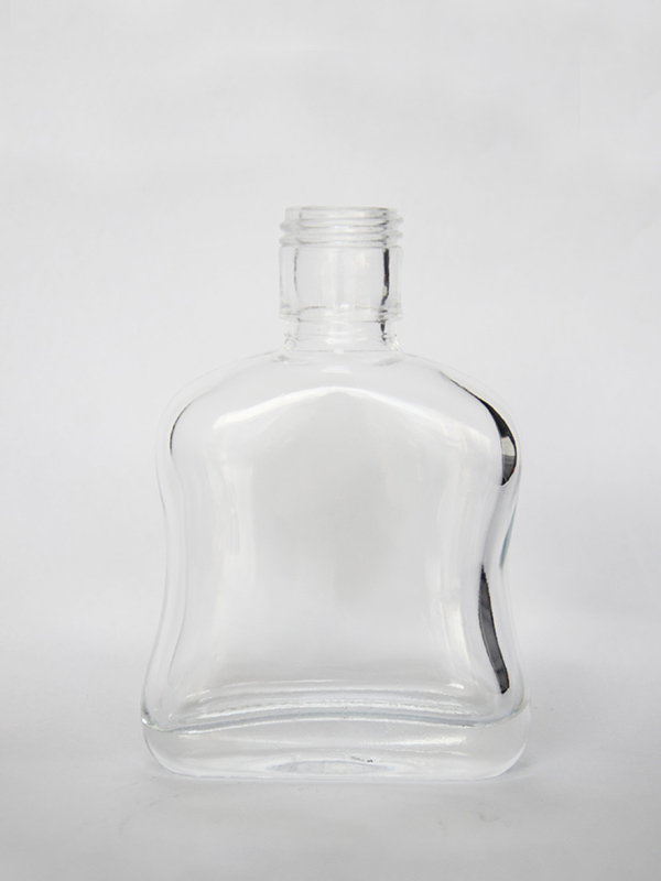光玻璃酒瓶
